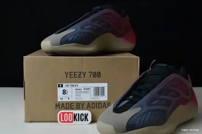 hype V3 Yeezy Fade GW1814 Adidas 700 Carbon 0528